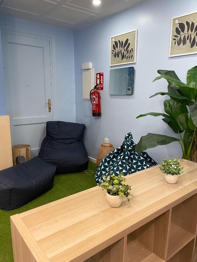 Az The Zity Hostel - Coliving Saragosse Extérieur photo