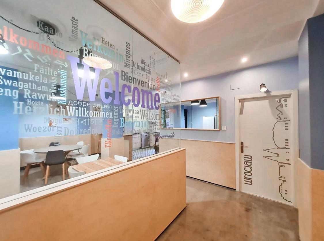 Az The Zity Hostel - Coliving Saragosse Extérieur photo
