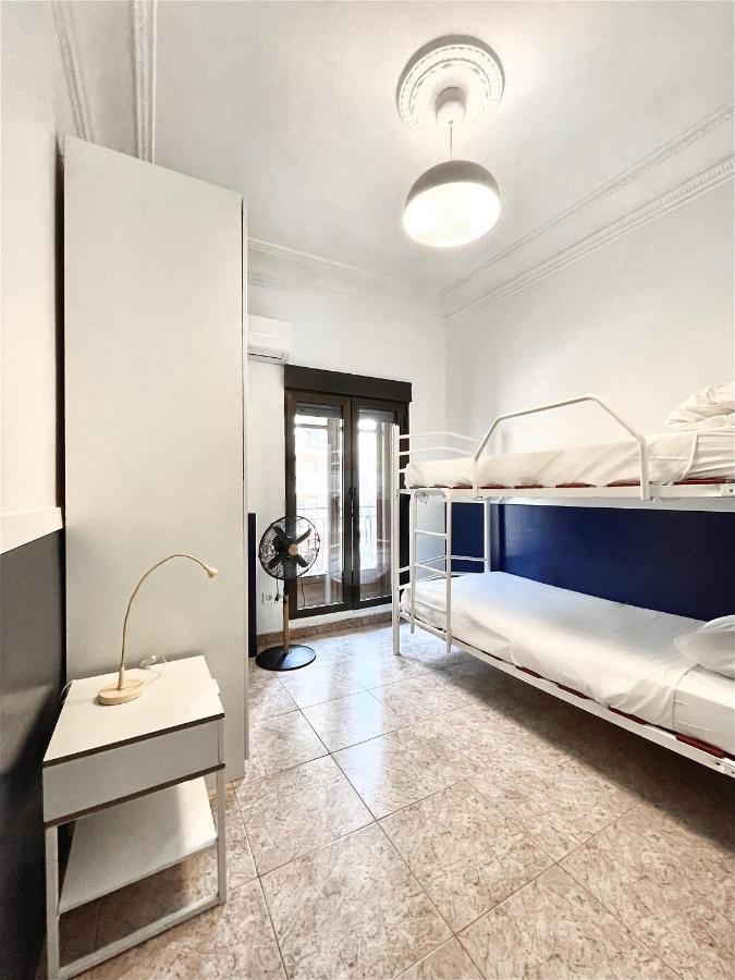 Az The Zity Hostel - Coliving Saragosse Extérieur photo