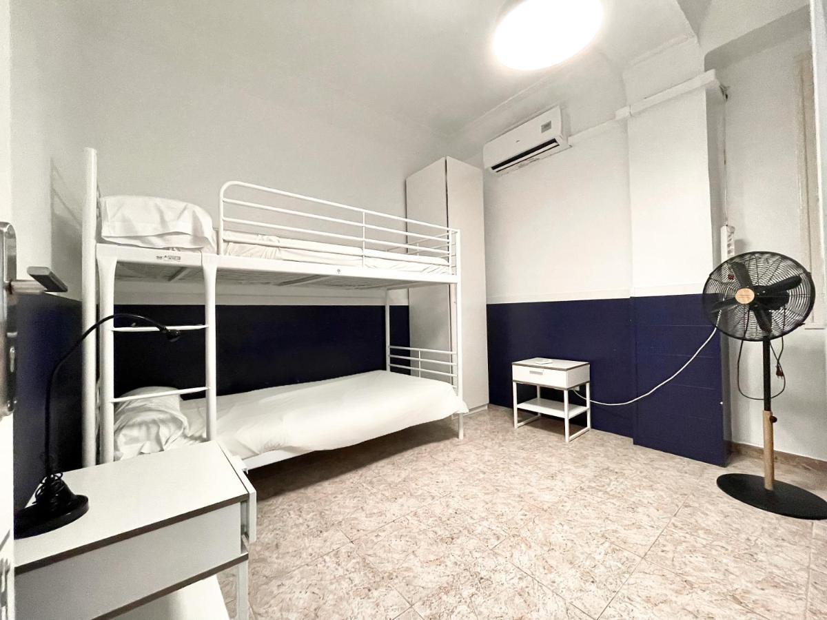 Az The Zity Hostel - Coliving Saragosse Extérieur photo