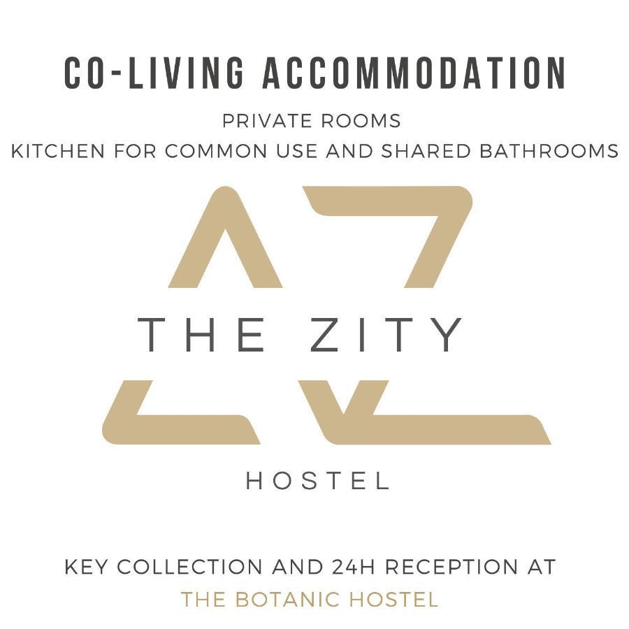 Az The Zity Hostel - Coliving Saragosse Extérieur photo